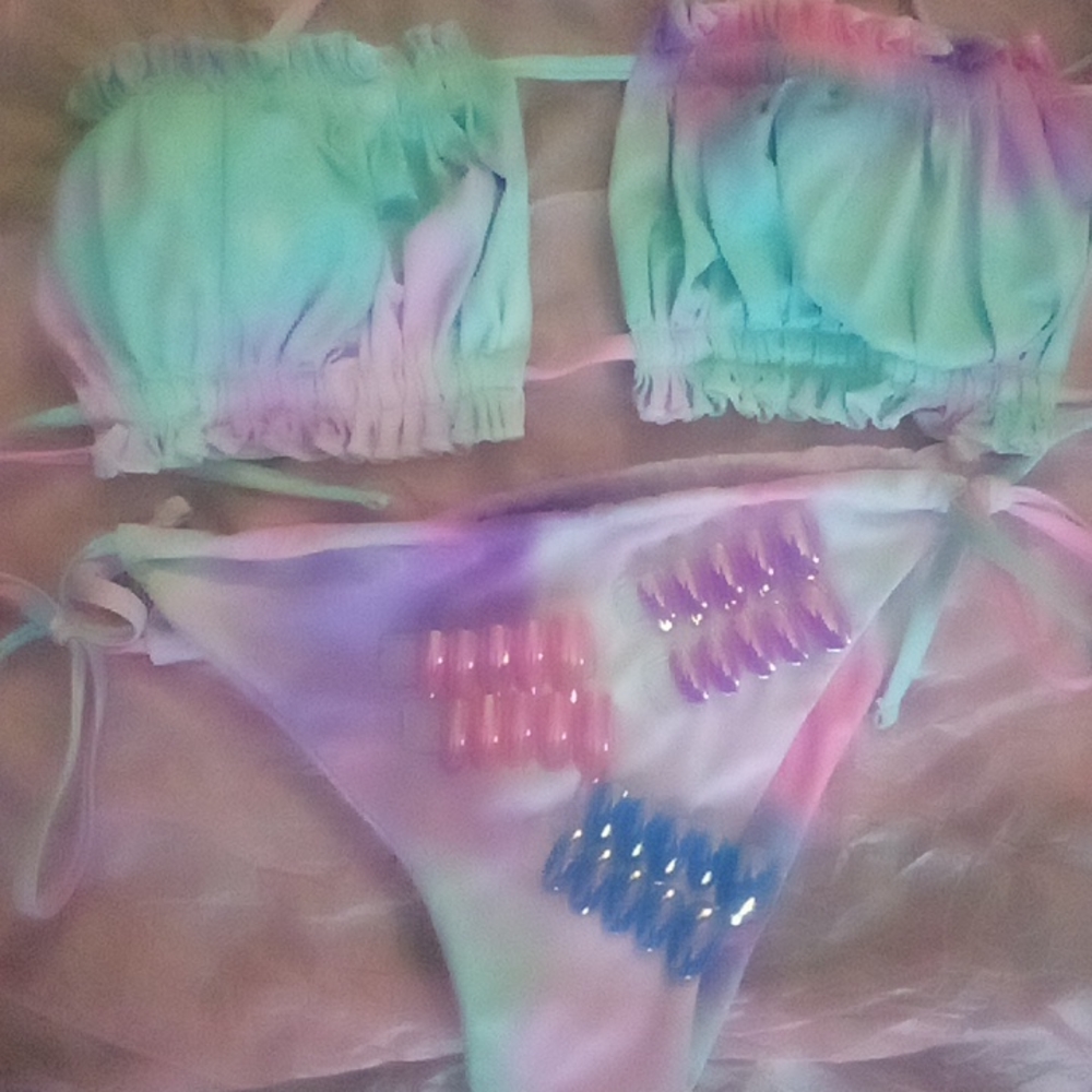 Beach tye dye rainbow 🌈🌈 fun matching nails duo